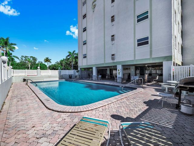 7321 CENTRAL AVENUE 307, St Petersburg, FL 33710