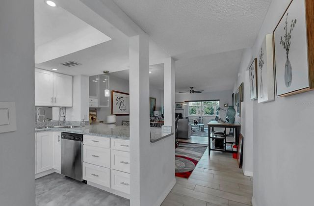7321 CENTRAL AVENUE 307, St Petersburg, FL 33710