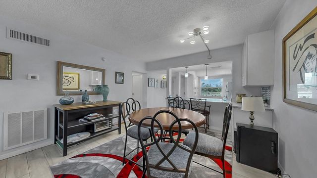 7321 CENTRAL AVENUE 307, St Petersburg, FL 33710