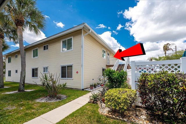 103 SE Village Drive, Port St. Lucie, Port St Lucie, FL 34952