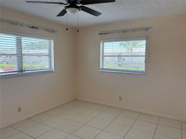 7305 NW 4th Pl 201, Margate, FL 33063