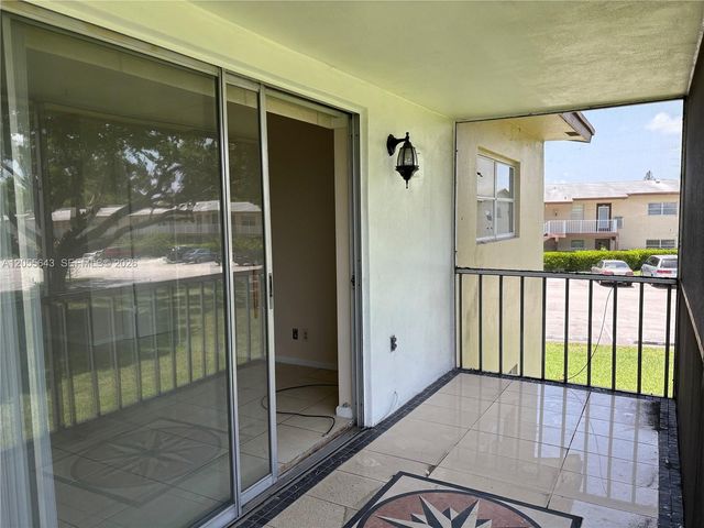 7305 NW 4th Pl 201, Margate, FL 33063