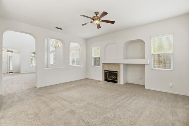 9952 Benevento Way, Elk Grove, CA 95757