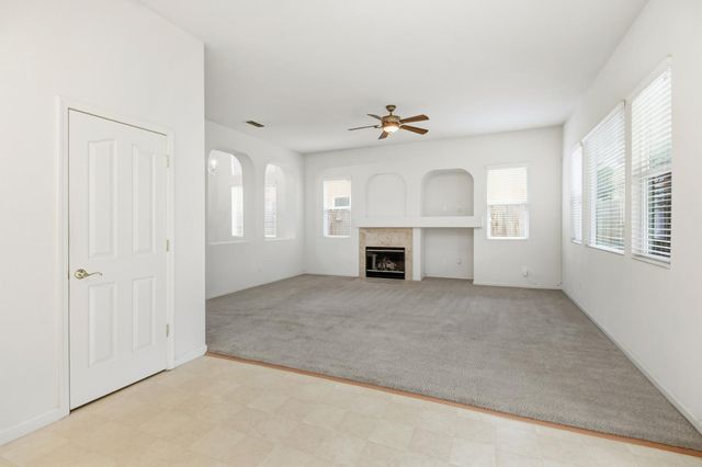 9952 Benevento Way, Elk Grove, CA 95757