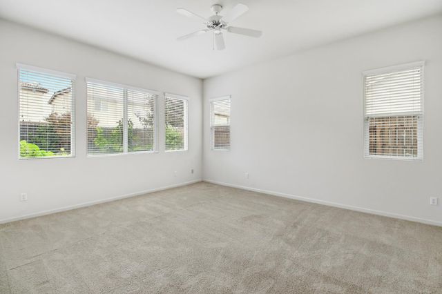 9952 Benevento Way, Elk Grove, CA 95757