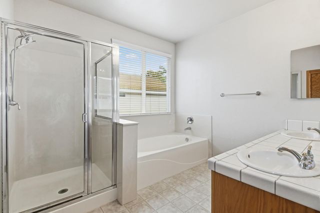 9952 Benevento Way, Elk Grove, CA 95757