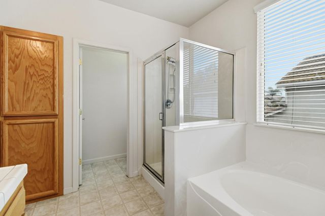 9952 Benevento Way, Elk Grove, CA 95757