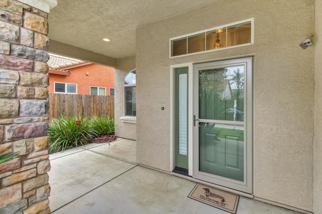 9952 Benevento Way, Elk Grove, CA 95757