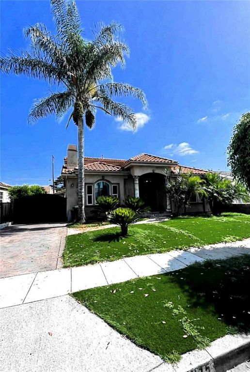 Image 1 of property listing at 7915 Harper, Downey, CA 90241