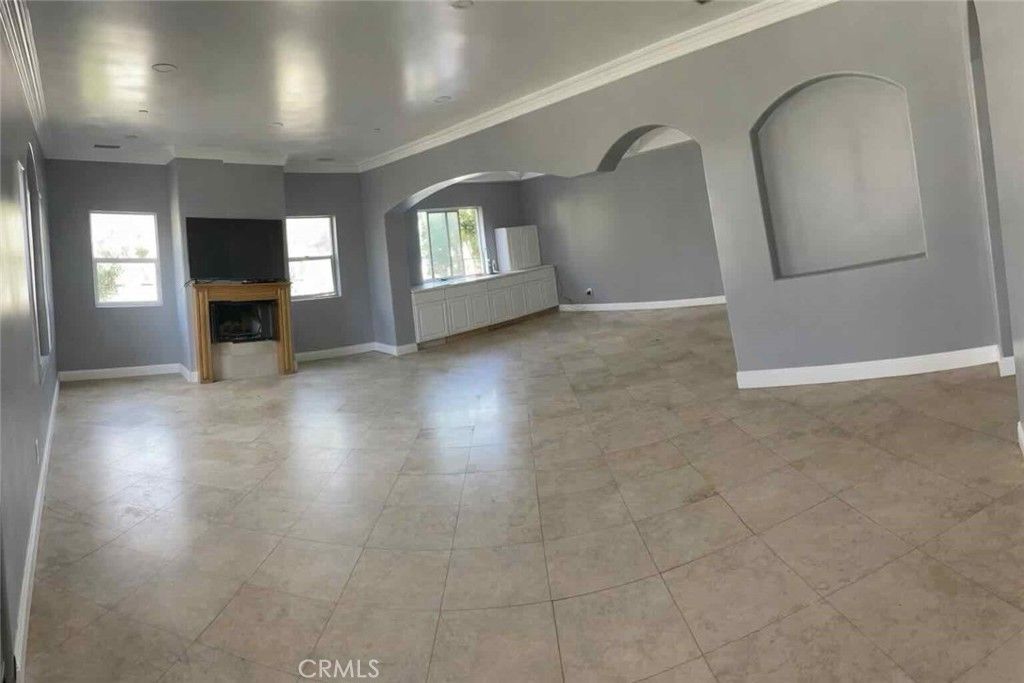 Image 6 of property listing at 7915 Harper, Downey, CA 90241