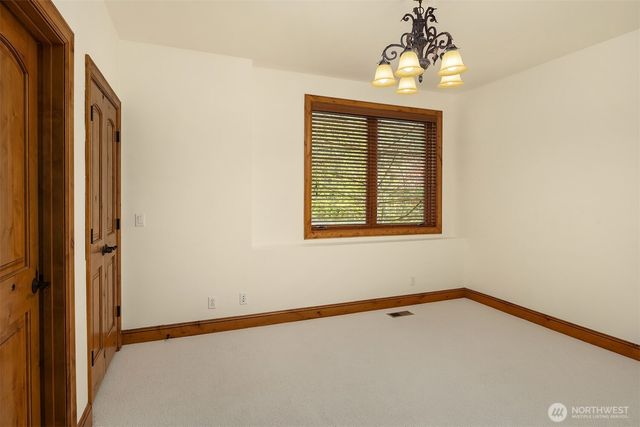 20615 NE 16th Street, Sammamish, WA 98074