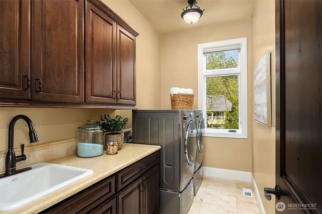 20615 NE 16th Street, Sammamish, WA 98074