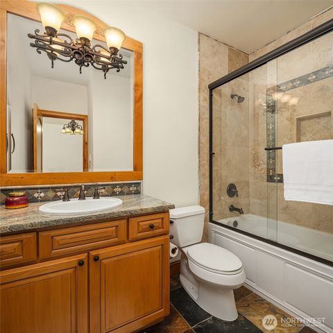 20615 NE 16th Street, Sammamish, WA 98074