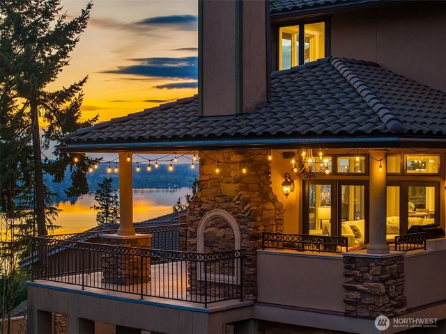 20615 NE 16th Street, Sammamish, WA 98074