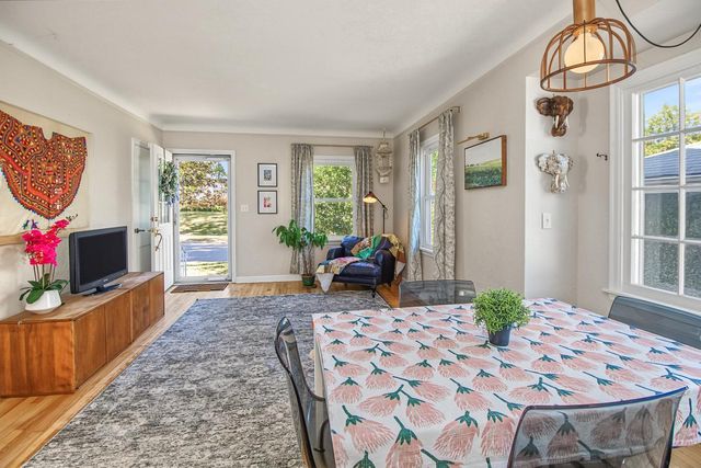 210 Curtice Street W, West Saint Paul, MN 55118