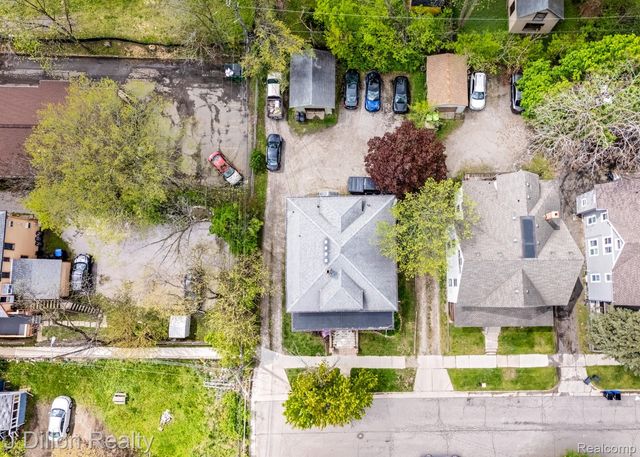 115 College Place, Ypsilanti, MI 48197