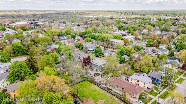 115 College Place, Ypsilanti, MI 48197