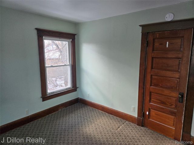 115 College Place, Ypsilanti, MI 48197