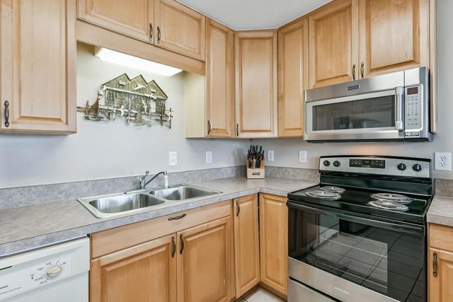 4214 Liberty Drive, Galveston, TX 77554