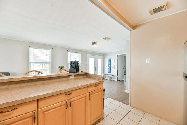 4214 Liberty Drive, Galveston, TX 77554