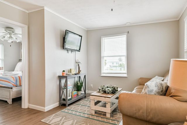 4214 Liberty Drive, Galveston, TX 77554