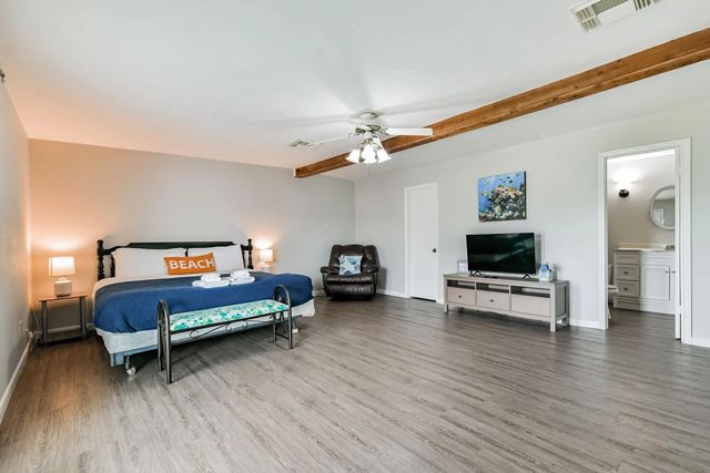 4214 Liberty Drive, Galveston, TX 77554