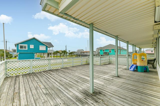 4214 Liberty Drive, Galveston, TX 77554