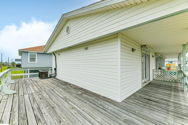 4214 Liberty Drive, Galveston, TX 77554