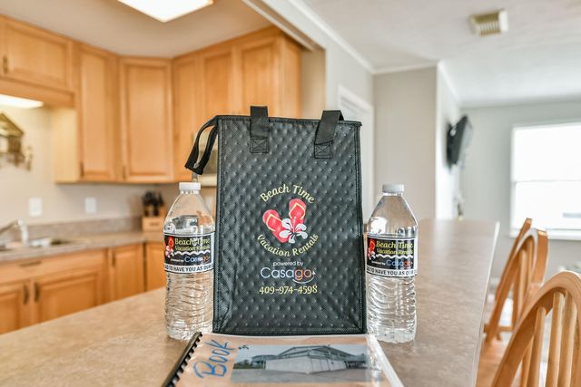 4214 Liberty Drive, Galveston, TX 77554