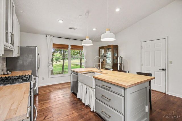 2912 St Rt 132, Ohio Twp, OH 45157