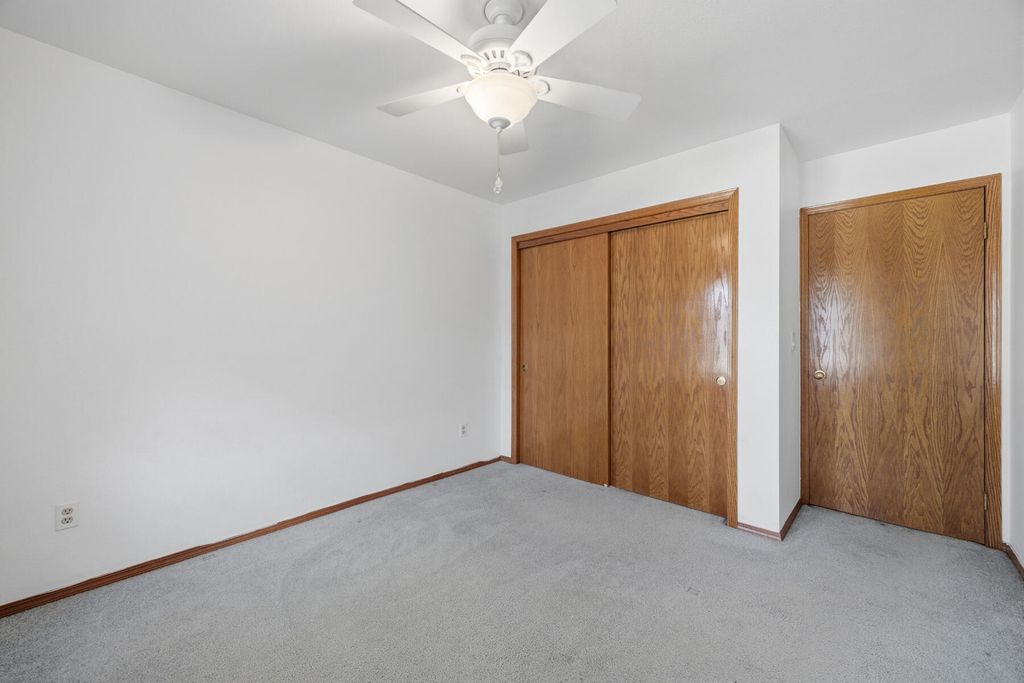 Image 19 of property listing at 4324 W Orchard Avenue, Visalia, CA 93277