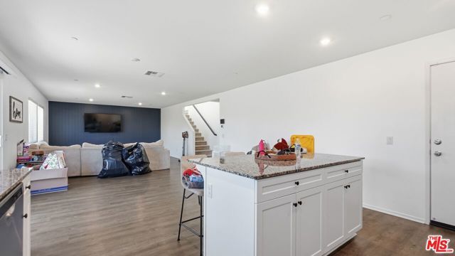 1428 Wild Prairie Way, Hemet, CA 92543