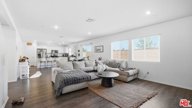 1428 Wild Prairie Way, Hemet, CA 92543