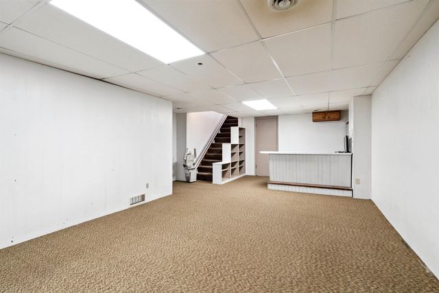 1217 N 4th Street, Manchester, IA 52057