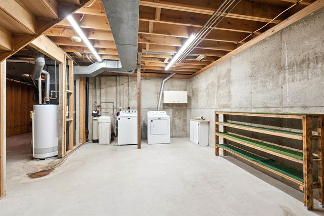 1217 N 4th Street, Manchester, IA 52057