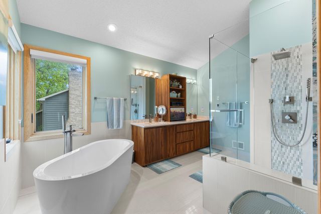 4648 Allendale Drive, White Bear Lake, MN 55127