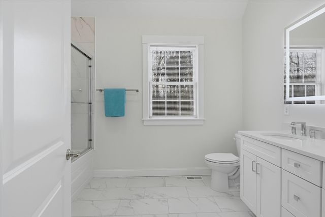 14 Lefevre Dr, Kingston, NH 03848