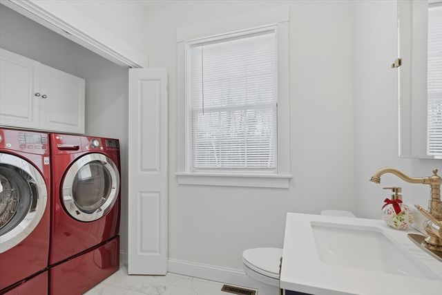 14 Lefevre Dr, Kingston, NH 03848