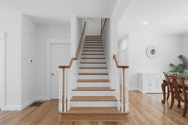 14 Lefevre Dr, Kingston, NH 03848