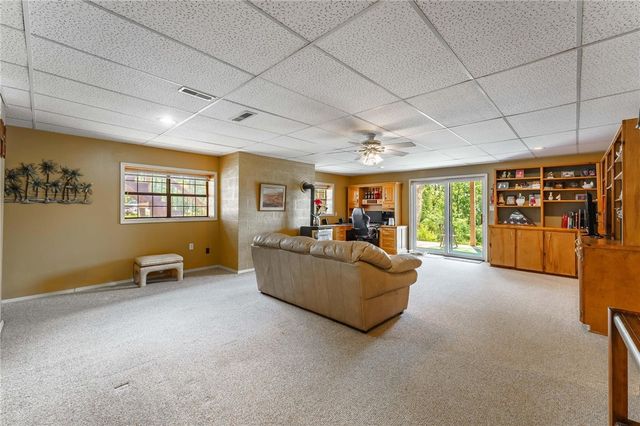 22451 Indian Point Road, Garfield, AR 72732