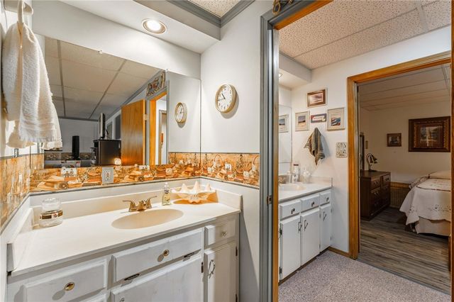 22451 Indian Point Road, Garfield, AR 72732