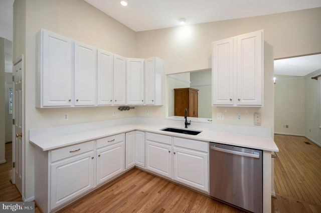 1011 EASTOVER PKWY, Locust Grove, VA 22508