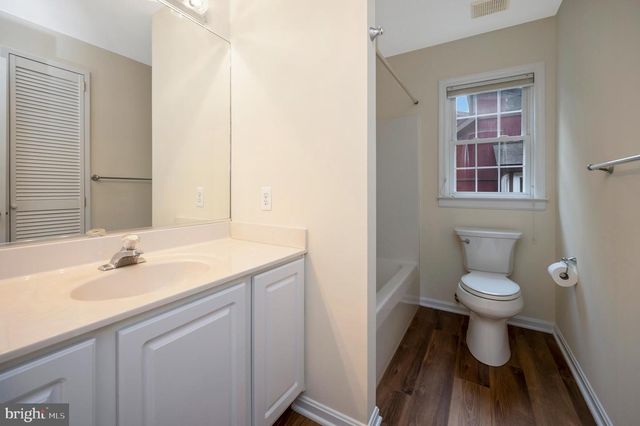 1011 EASTOVER PKWY, Locust Grove, VA 22508