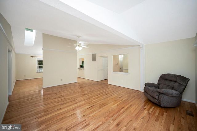 1011 EASTOVER PKWY, Locust Grove, VA 22508