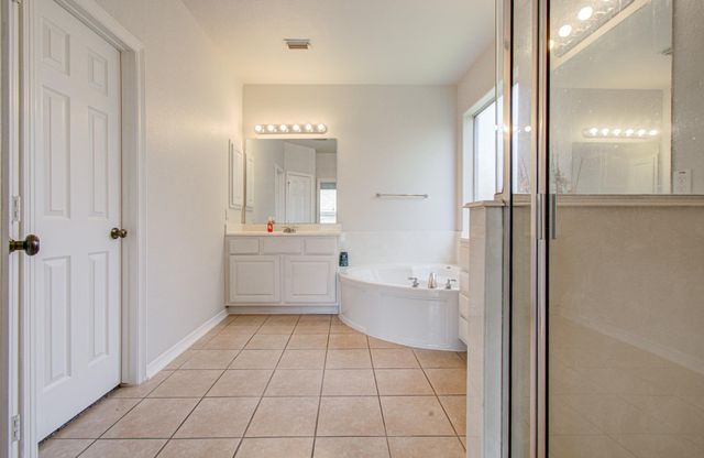 13919 Charterhouse Way, Sugar Land, TX 77498
