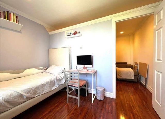 150-11 72 Road 4H, Kew Garden Hills, NY 11367
