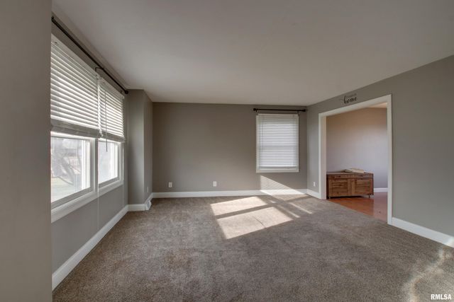 4915 SUNVIEW Drive, Quincy, IL 62305