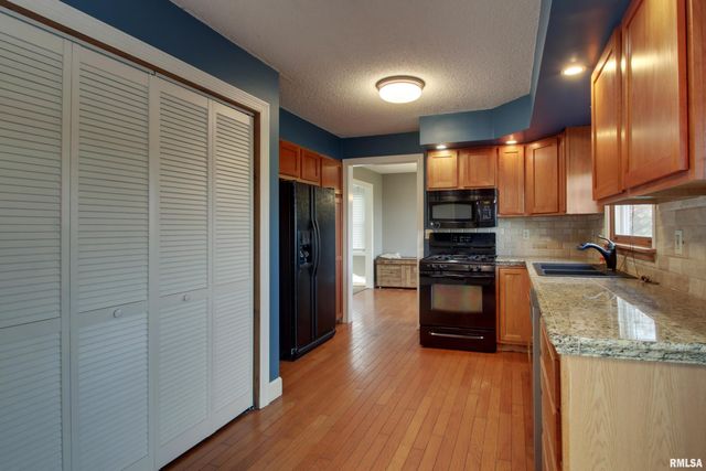 4915 SUNVIEW Drive, Quincy, IL 62305