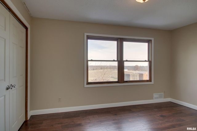 4915 SUNVIEW Drive, Quincy, IL 62305