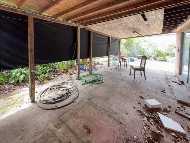 11430 SW 41st Ter, Miami, FL 33165